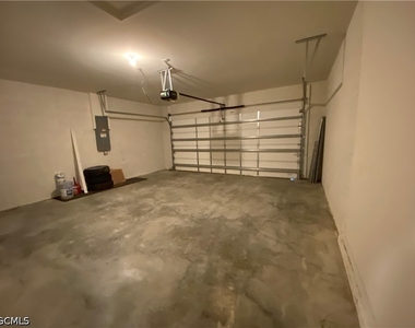 111 Nw 9th Street - Photo Thumbnail 17