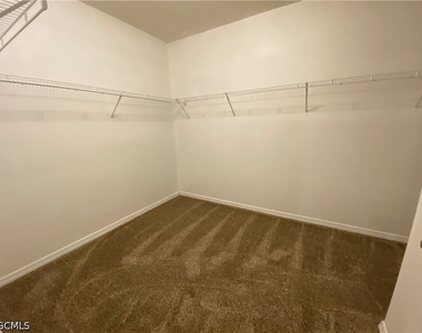 111 Nw 9th Street - Photo Thumbnail 10