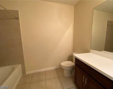 111 Nw 9th Street - Photo Thumbnail 12