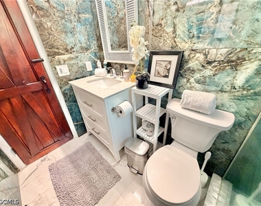 2702 Mcgregor Boulevard - Photo Thumbnail 34