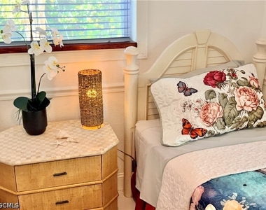 2702 Mcgregor Boulevard - Photo Thumbnail 37