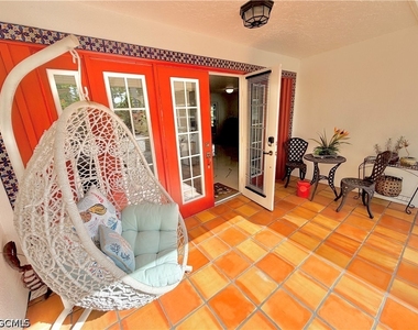 2702 Mcgregor Boulevard - Photo Thumbnail 11
