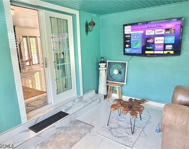 2702 Mcgregor Boulevard - Photo Thumbnail 27
