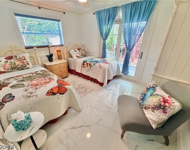2702 Mcgregor Boulevard - Photo Thumbnail 36