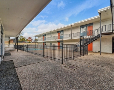 2810 Beauchamp Street - Photo Thumbnail 7