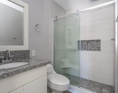 2810 Beauchamp Street - Photo Thumbnail 3