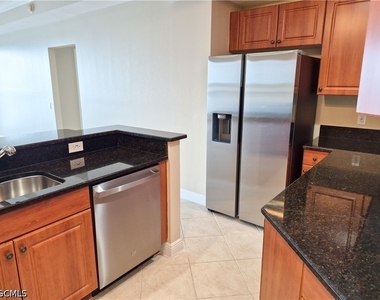 2743 1st Street - Photo Thumbnail 9