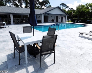 10525 Putnam Court - Photo Thumbnail 21