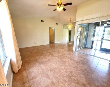 10525 Putnam Court - Photo Thumbnail 5