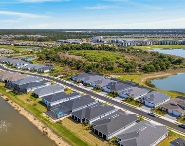 16274 Preservation Boulevard - Photo Thumbnail 36