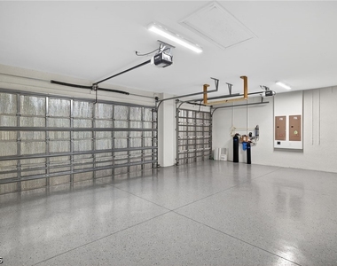 16274 Preservation Boulevard - Photo Thumbnail 30