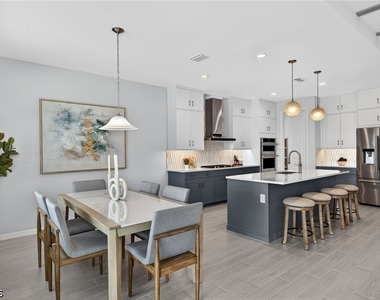 16274 Preservation Boulevard - Photo Thumbnail 8