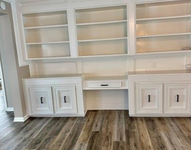 919 Longview Drive - Photo Thumbnail 5