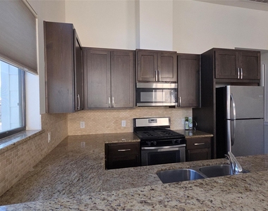 103 Adam Lane - Photo Thumbnail 1