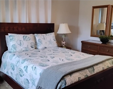 1749 Bikini Court - Photo Thumbnail 13
