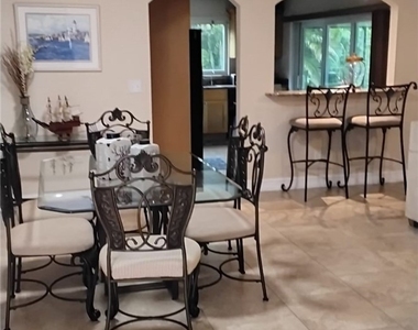1749 Bikini Court - Photo Thumbnail 3