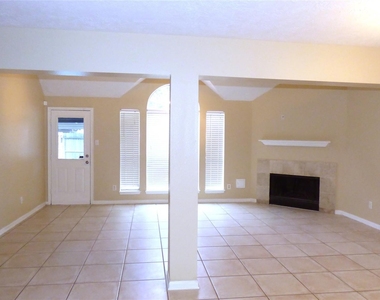 14715 Cypress Green Drive - Photo Thumbnail 7