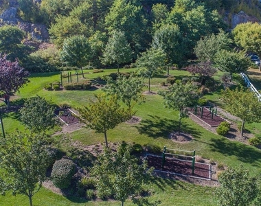 2214 Ramapo - Photo Thumbnail 12