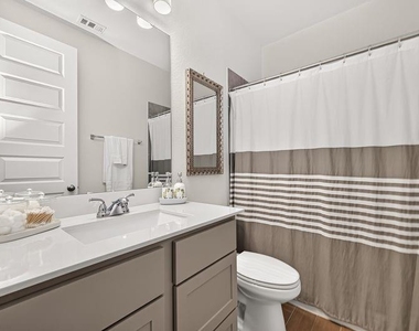 427 Mulberry Creek Street - Photo Thumbnail 19