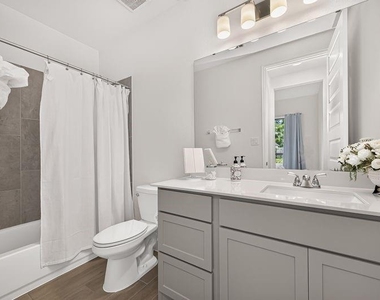 427 Mulberry Creek Street - Photo Thumbnail 16