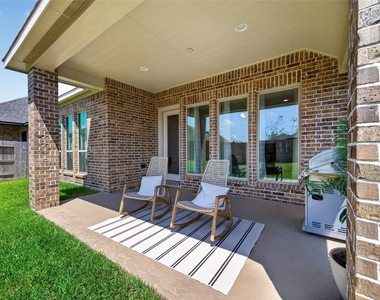 427 Mulberry Creek Street - Photo Thumbnail 24