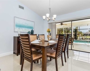 618 W Archer Parkway - Photo Thumbnail 6