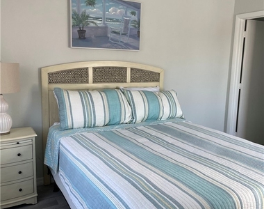 3914 Orange Grove Boulevard - Photo Thumbnail 8