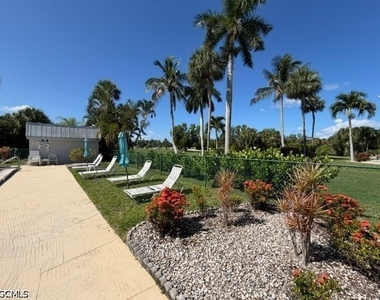 3914 Orange Grove Boulevard - Photo Thumbnail 16