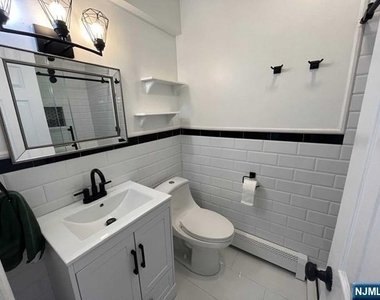 156 Morgan - Photo Thumbnail 14