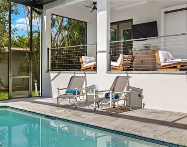 5240 Tower Drive - Photo Thumbnail 4