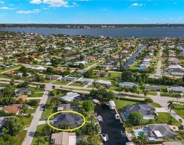 5240 Tower Drive - Photo Thumbnail 34