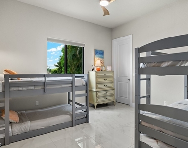 5240 Tower Drive - Photo Thumbnail 29