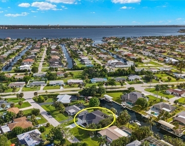 5240 Tower Drive - Photo Thumbnail 36