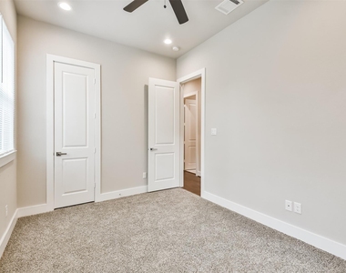 810 Mansfield Street - Photo Thumbnail 38