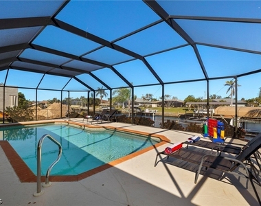 1327 Se 17th Street - Photo Thumbnail 26