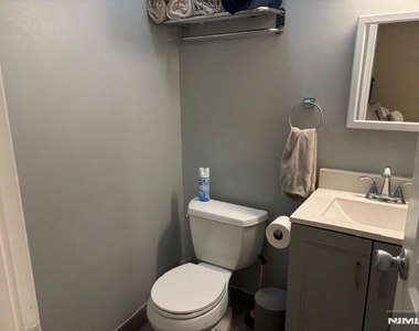 221 Ringwood - Photo Thumbnail 10