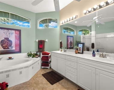 3433 Sw 27th Avenue - Photo Thumbnail 13