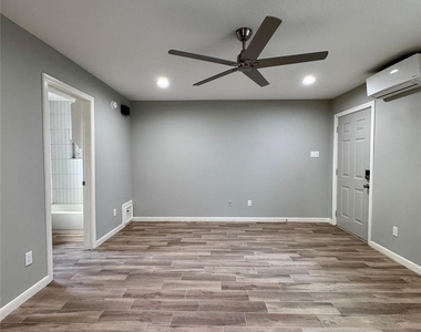 1514 Park Street - Photo Thumbnail 3