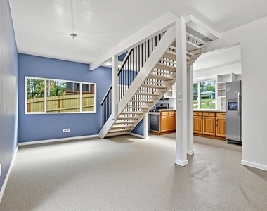 31 Paradise Loop - Photo Thumbnail 6