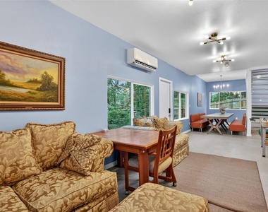 31 Paradise Loop - Photo Thumbnail 5