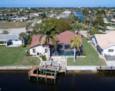 1704 Savona Parkway - Photo Thumbnail 2