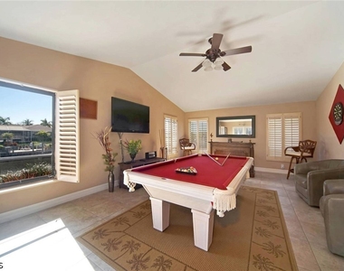 1704 Savona Parkway - Photo Thumbnail 7