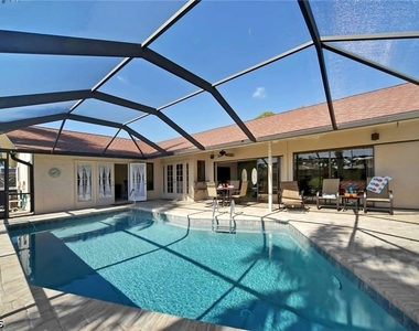 1704 Savona Parkway - Photo Thumbnail 15