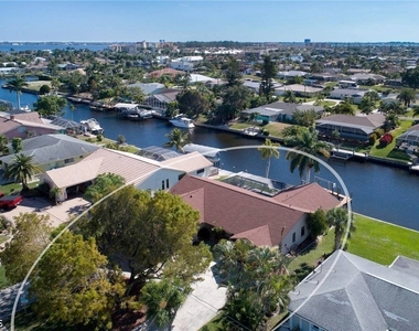 1704 Savona Parkway - Photo Thumbnail 17
