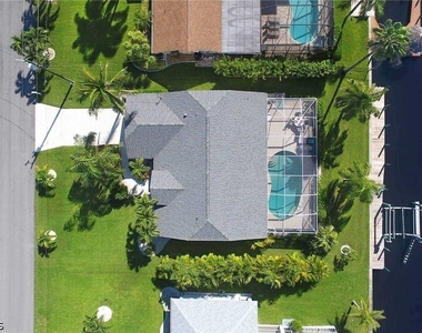 2308 Se 27th Street - Photo Thumbnail 21