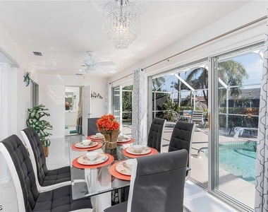 2308 Se 27th Street - Photo Thumbnail 6