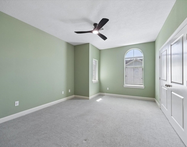 5610 Kiam Street - Photo Thumbnail 10