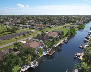 4138 Sw 5th Avenue - Photo Thumbnail 4