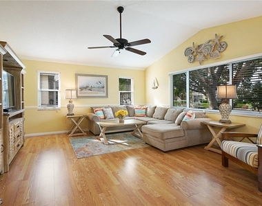 4138 Sw 5th Avenue - Photo Thumbnail 9
