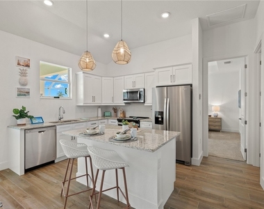 154 Se 20th Street - Photo Thumbnail 6